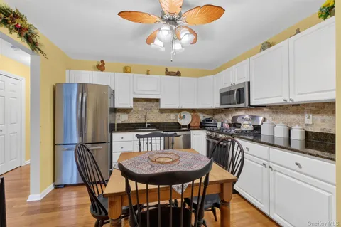 $325,000 | 202 Falcon Court, Poughkeepsie, NY 12603