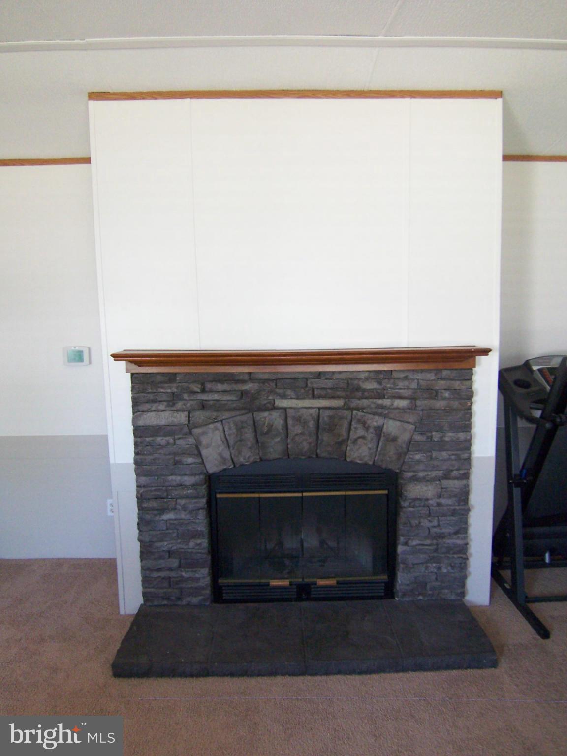 3517 Wheelhouse Road Middle River, MD 21220 - Photo 11 of 38 Living Room