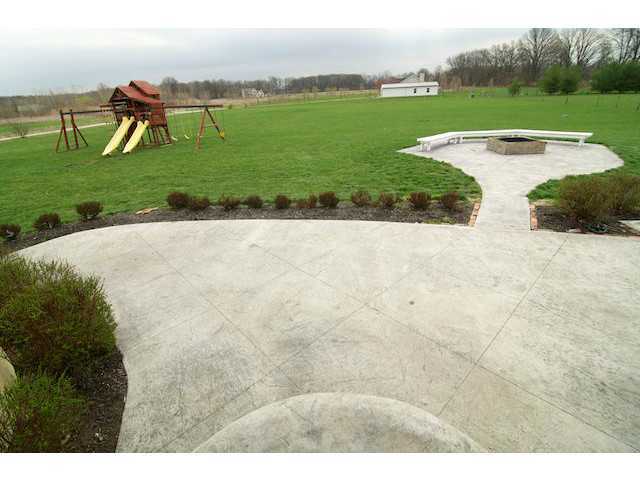 2124 North B & K Road Sunbury, OH 43074 - Photo 3 of 25
