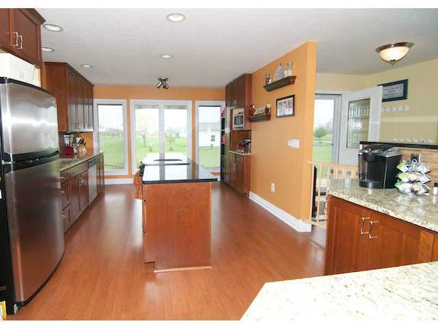 2124 North B & K Road Sunbury, OH 43074 - Photo 5 of 25