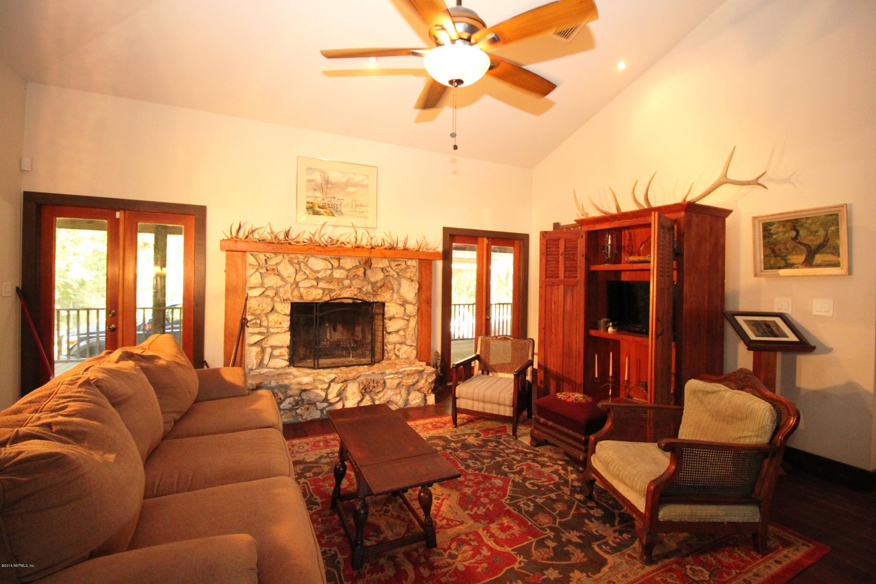 6105 Solano Creek Road Elkton, FL 32033 - Photo 12 of 77 Living Room