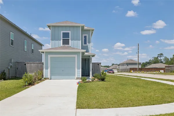 $1,500 | 18242 Via Aurelia Drive, New Caney, TX 77357