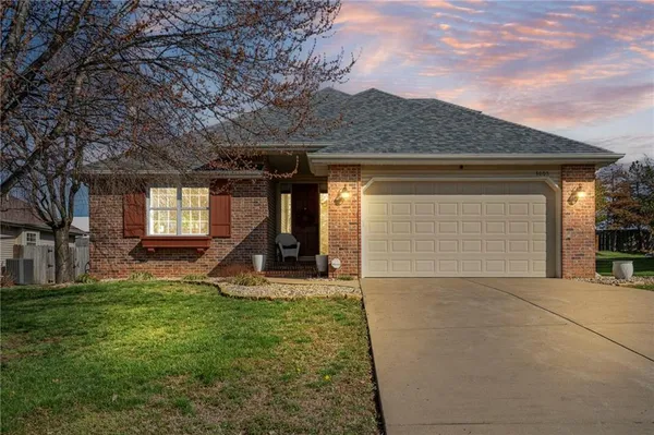 $340,000 | 3005 East Eastmoor Court, Springfield, MO 65804