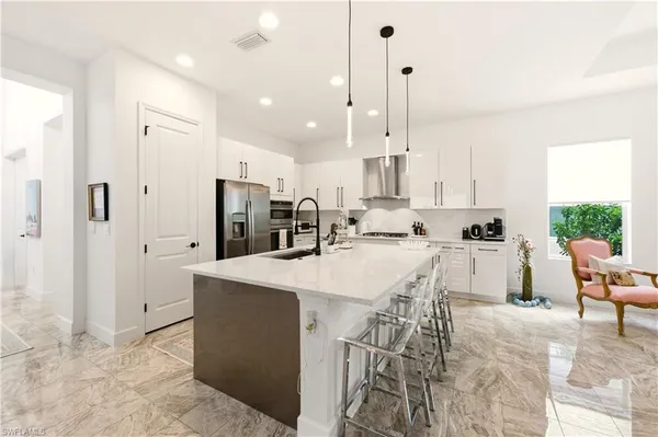 $4,900 | 11899 Gardenia Avenue, Naples, FL 34120