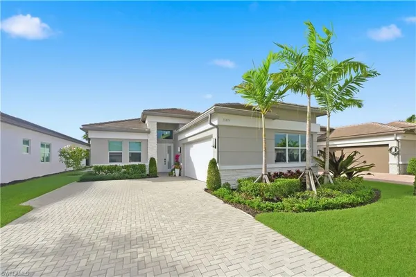 $4,900 | 11899 Gardenia Avenue, Naples, FL 34120