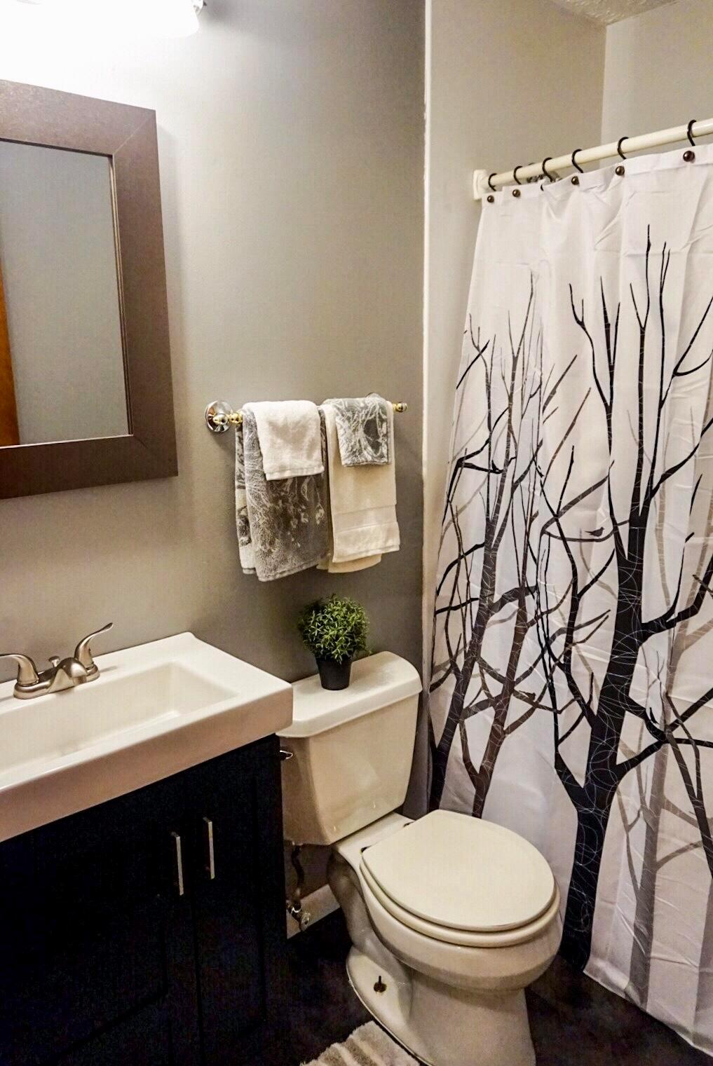 1396 Thurell Road Columbus, OH 43229 - Photo 6 of 18 Gallery Image 6