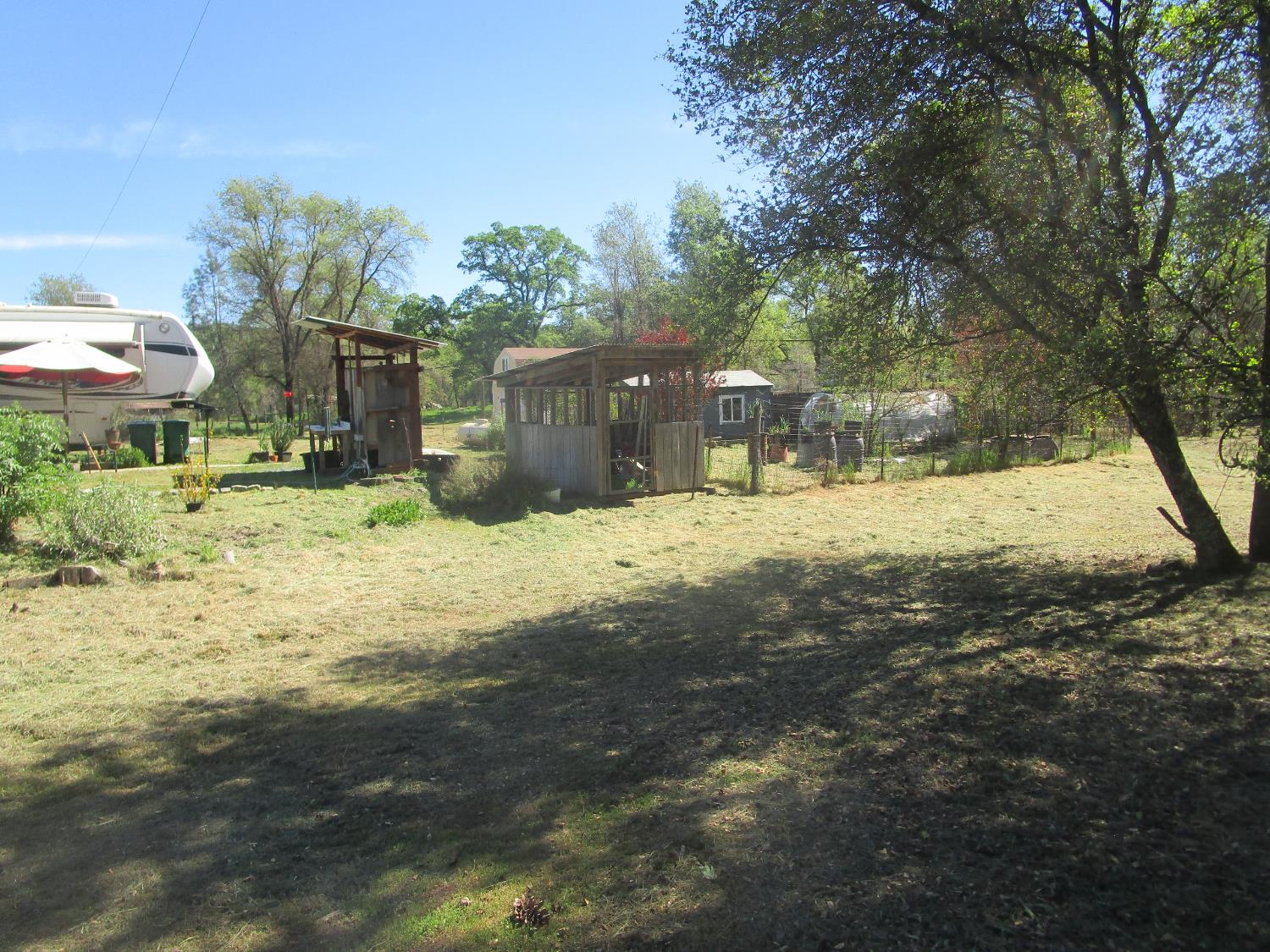 10410 Valley Drive Rough and Ready, CA 95975 - Photo 25 of 31 a view of back yard of the house