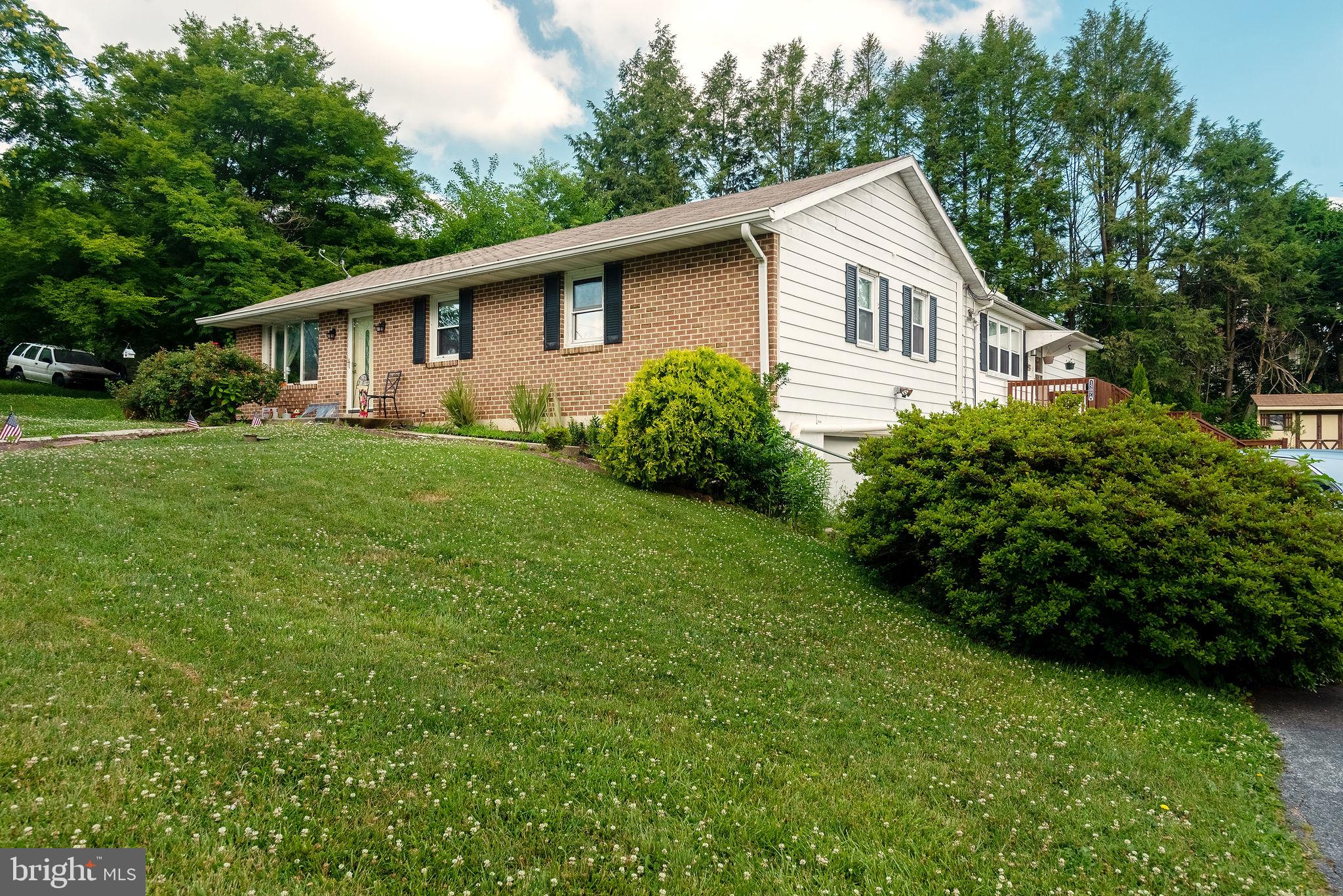 1507 Logan Street Reading, PA 19607 - Photo 2 of 34 Gallery Image 2