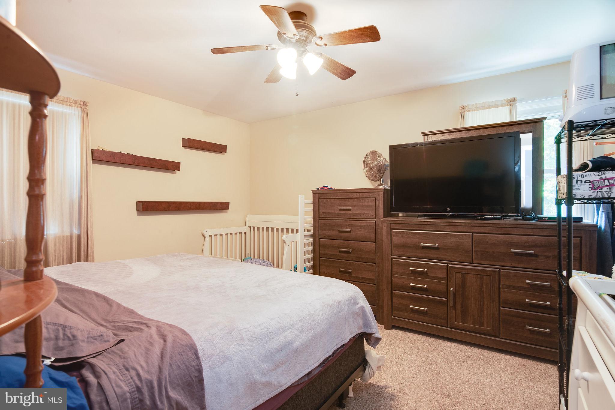 1507 Logan Street Reading, PA 19607 - Photo 14 of 34 Gallery Image 14