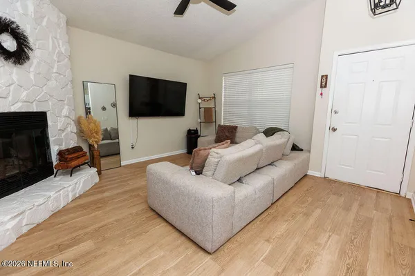 $1,850 | 1324 Independence Drive, Unit C, Orange Park, FL 32065