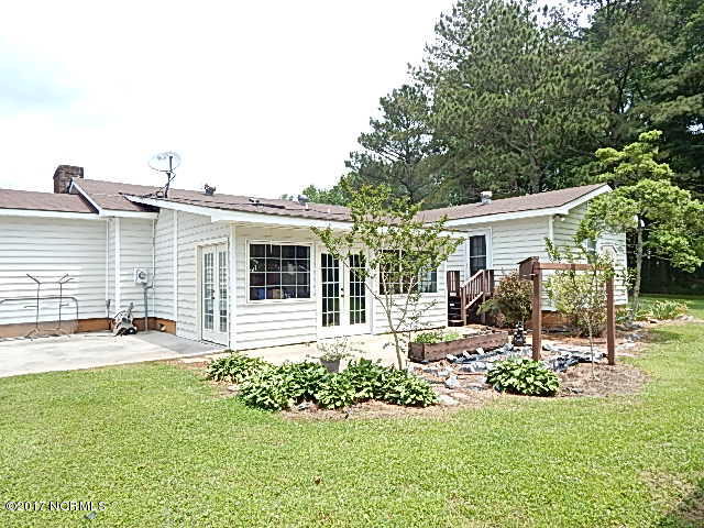 1494 Mill Road Washington, NC 27889 - Photo 7 of 24 Back View
