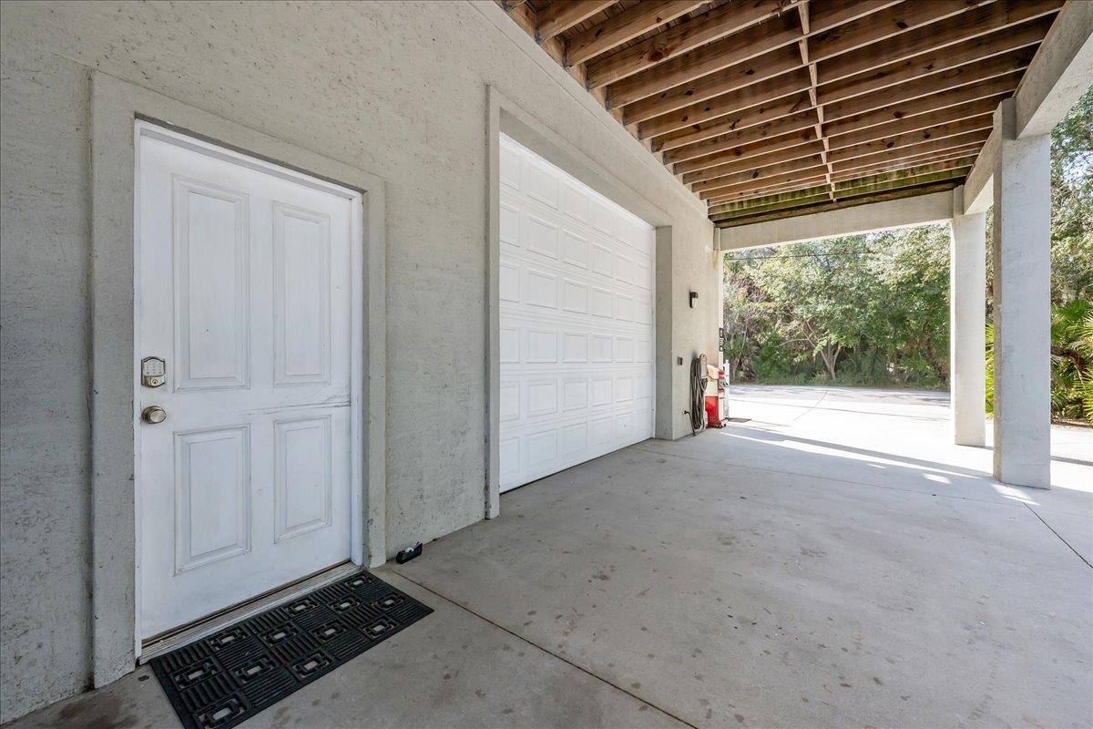 736-8 Kings Estate Road St. Augustine, FL 32086 - Photo 7 of 40 View of garage