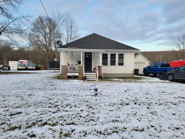 $2,350 | 714 Highway 52, Walden, NY 12586
