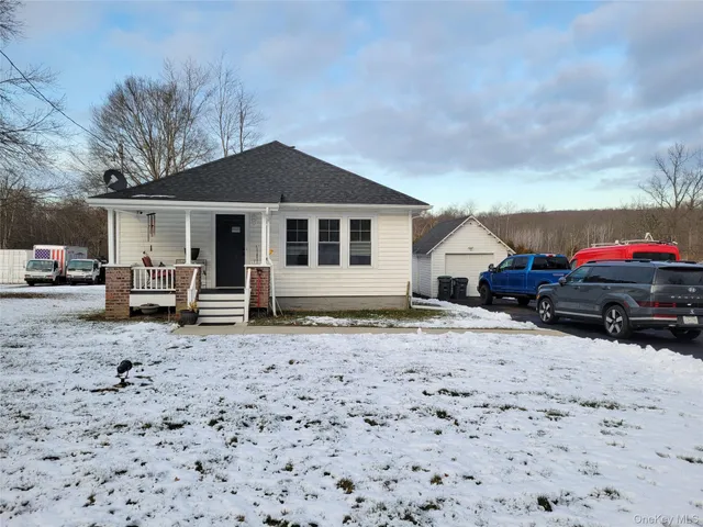 $2,350 | 714 Highway 52, Walden, NY 12586