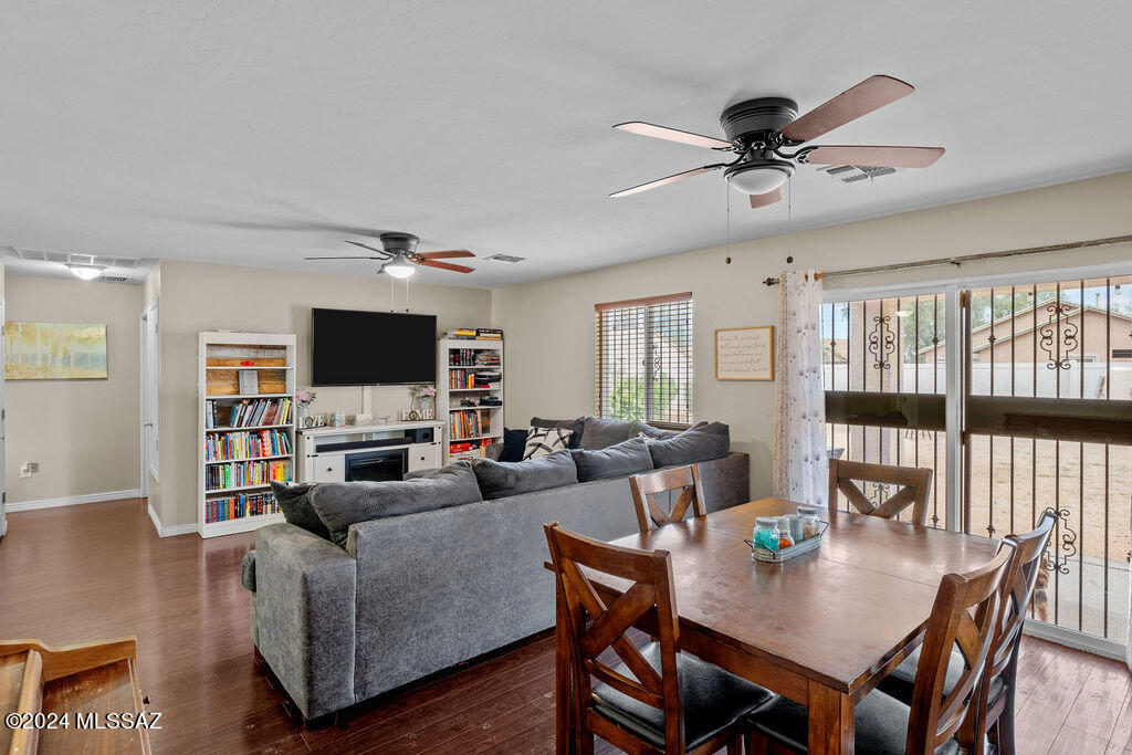 8350 West Razorbill Drive Tucson, AZ 85757 - Photo 12 of 27