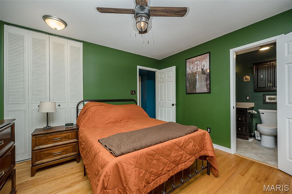 28 James Court Ballwin, MO 63021 - Photo 11 of 26