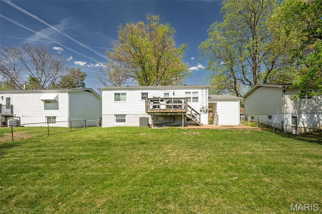 28 James Court Ballwin, MO 63021 - Photo 25 of 26