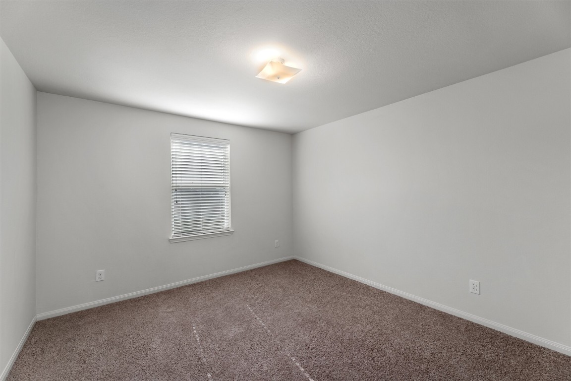 9715 Blue Sapphire Lane Rosharon, TX 77583 - Photo 19 of 30 Third bedroom