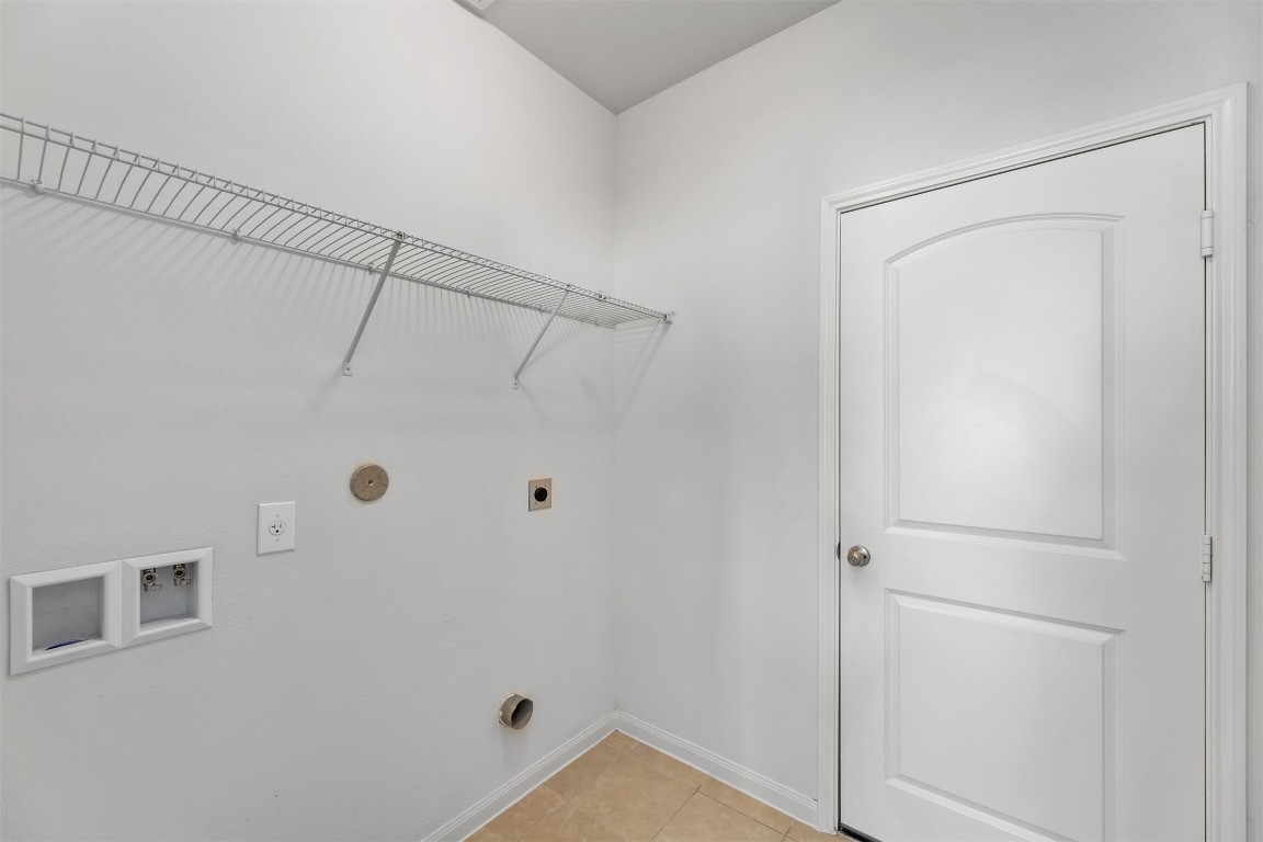9715 Blue Sapphire Lane Rosharon, TX 77583 - Photo 21 of 30 utility room on 1st floor