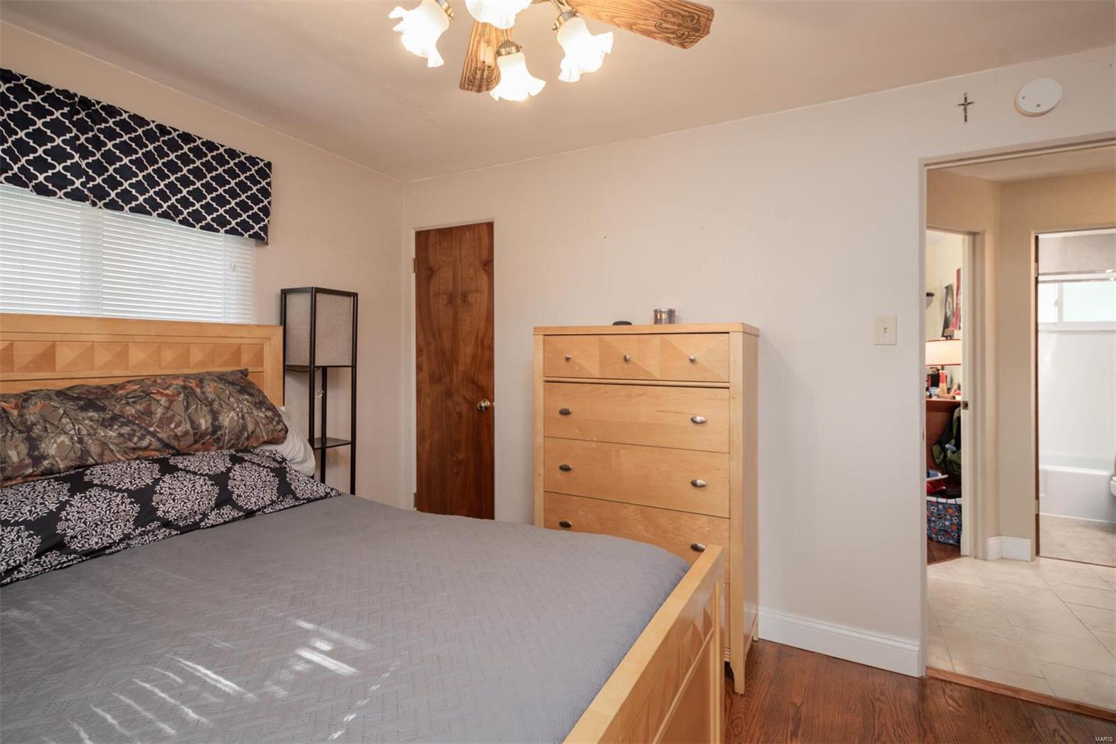 894 Teson Road Hazelwood, MO 63042 - Photo 13 of 21 Gallery Image 13
