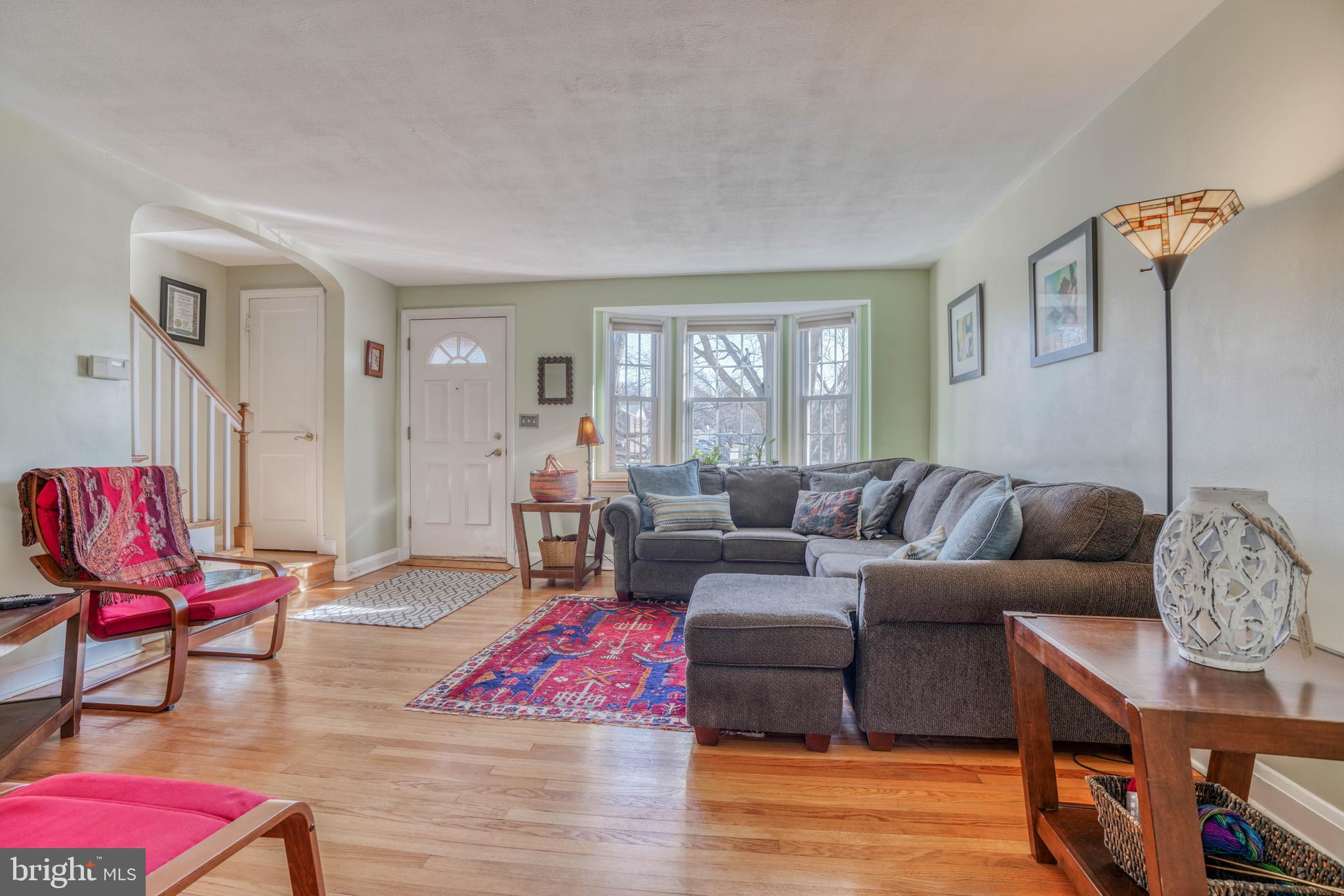 170 Dumbarton Road Baltimore, MD 21212 - Photo 4 of 50 Natural Light shines in through Bay Window.