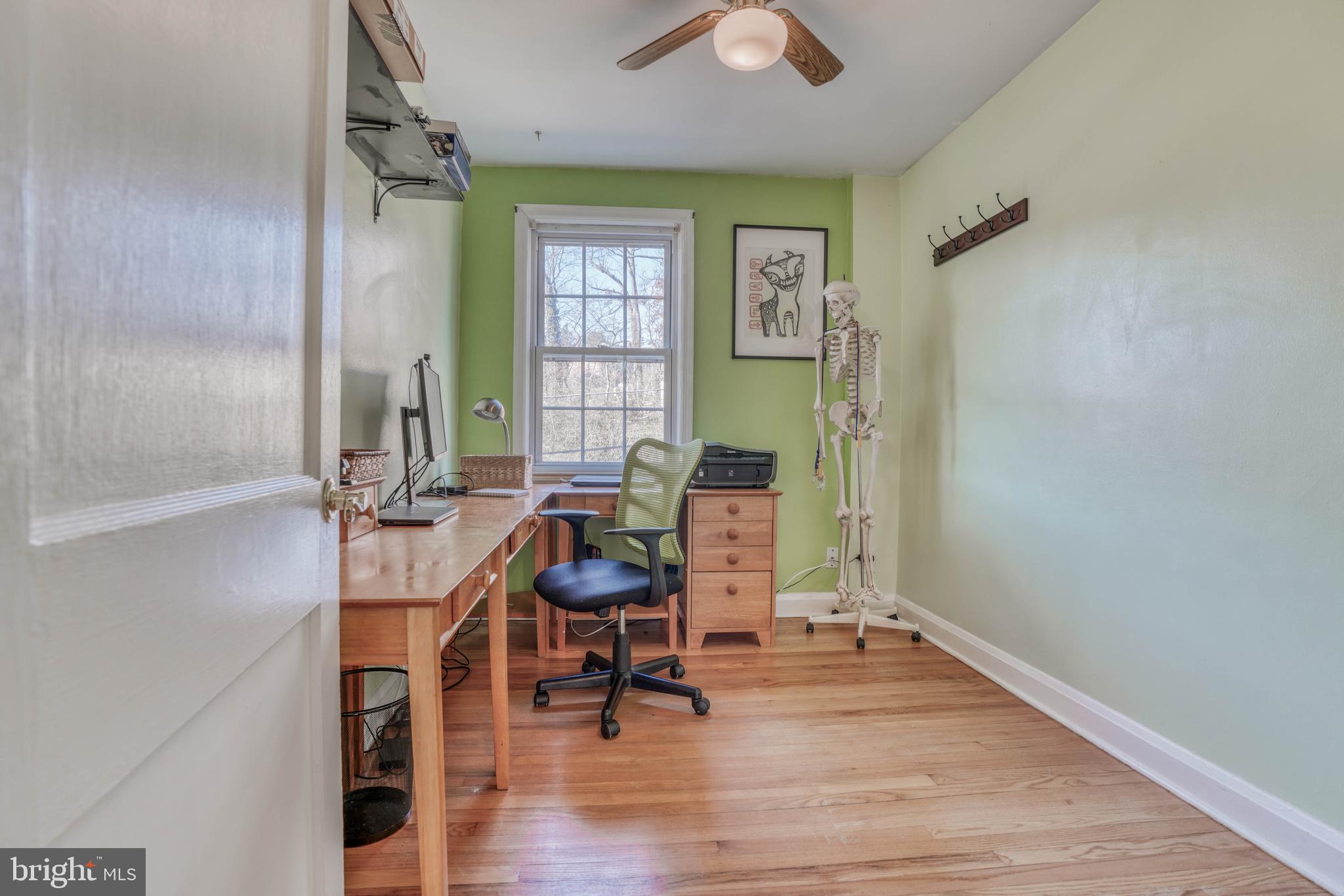 170 Dumbarton Road Baltimore, MD 21212 - Photo 32 of 50 Third bedroom used as a home office.