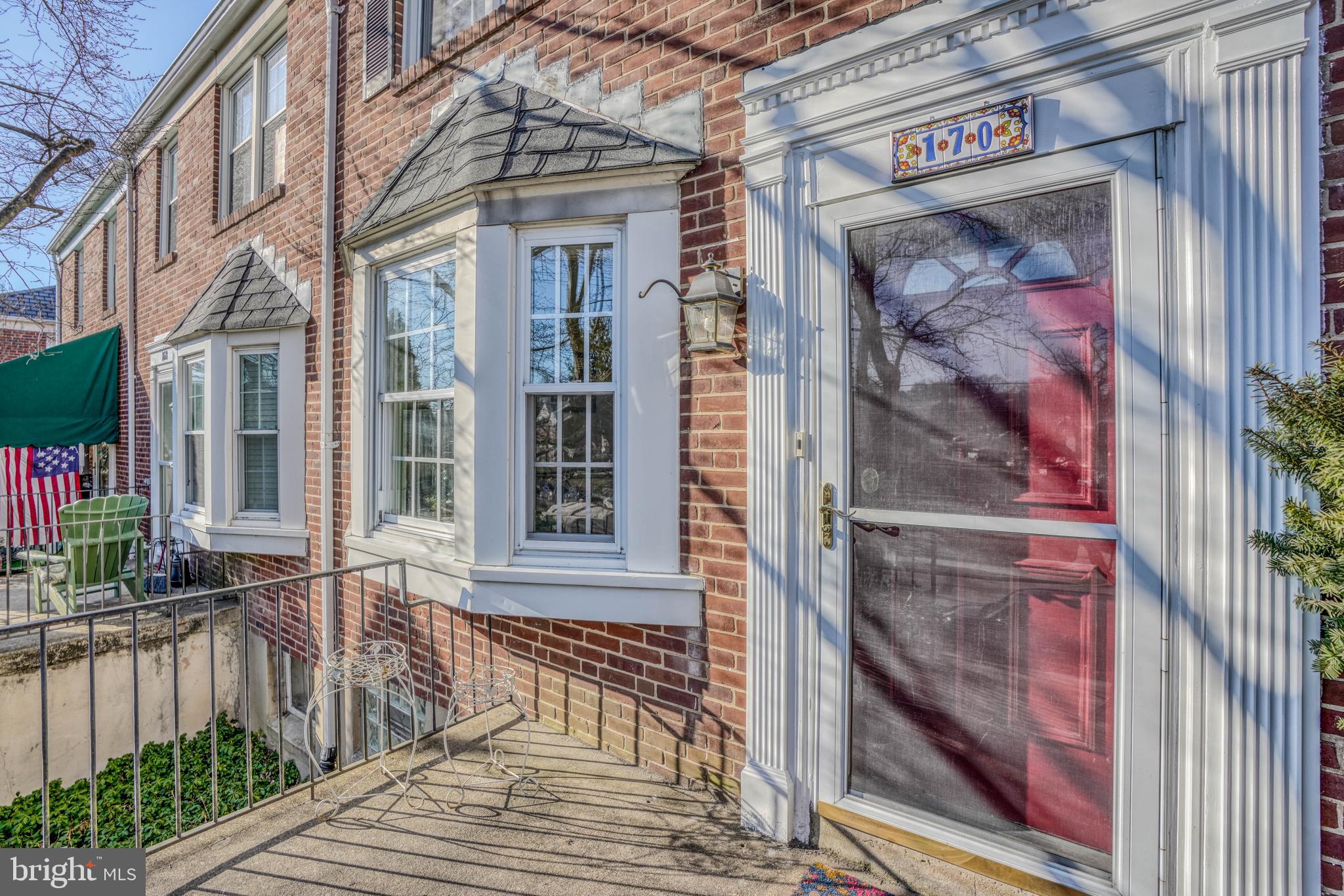 170 Dumbarton Road Baltimore, MD 21212 - Photo 46 of 50 Front Porch and Bay Window