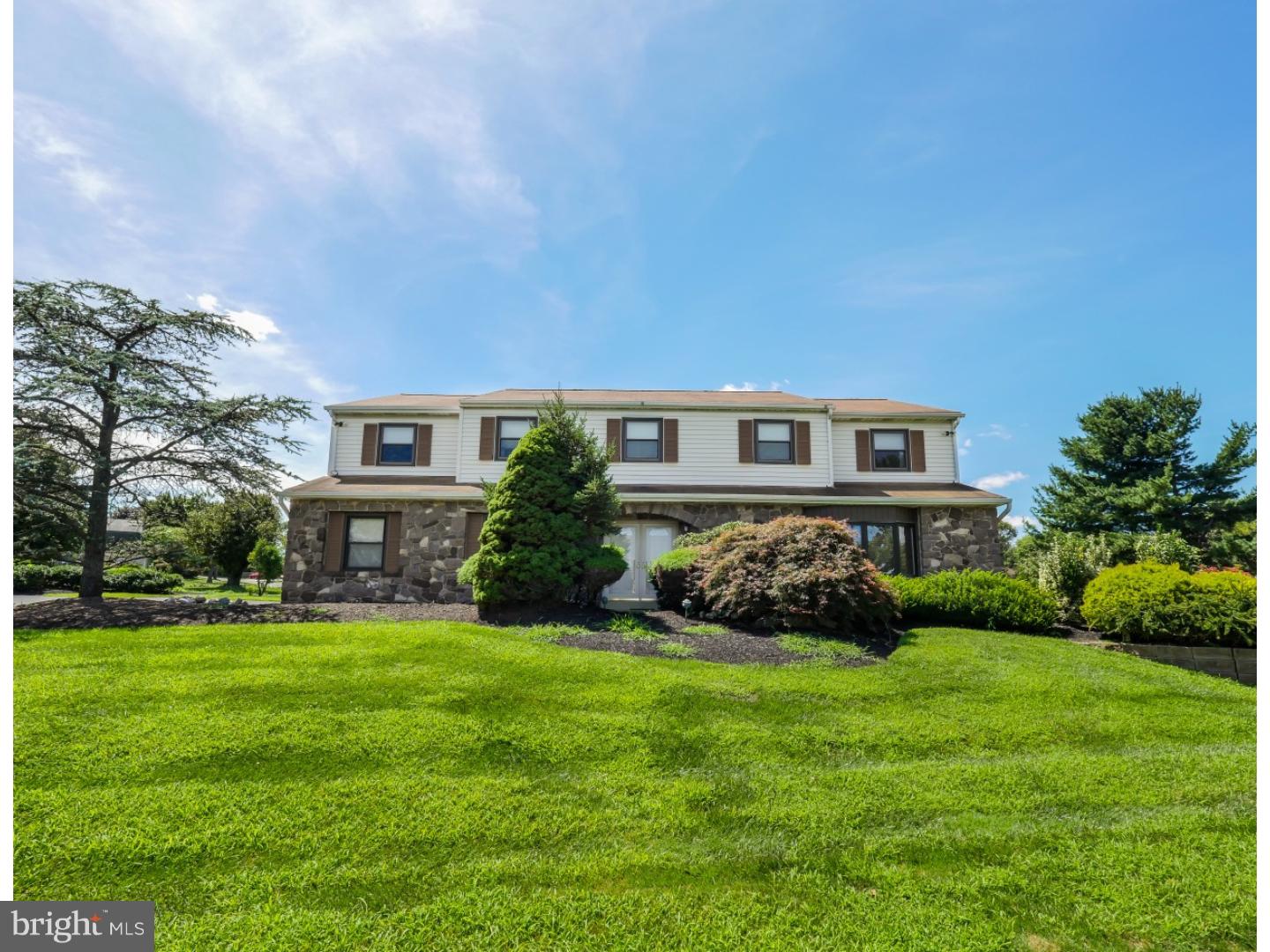 90 Snowflake Road Huntingdon Valley, PA 19006 - Photo 1 of 21 Exterior Front