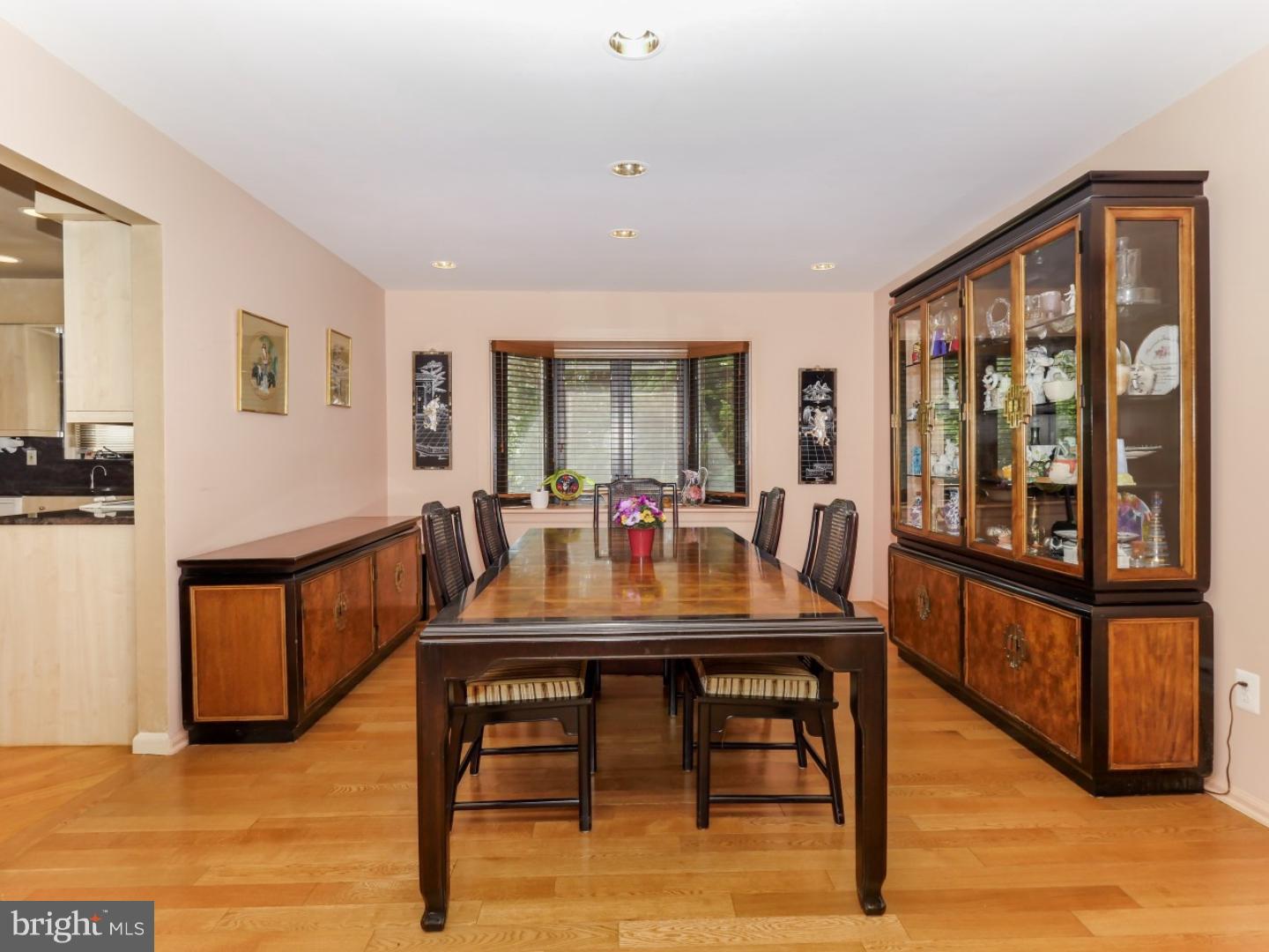 90 Snowflake Road Huntingdon Valley, PA 19006 - Photo 12 of 21 Dining Room