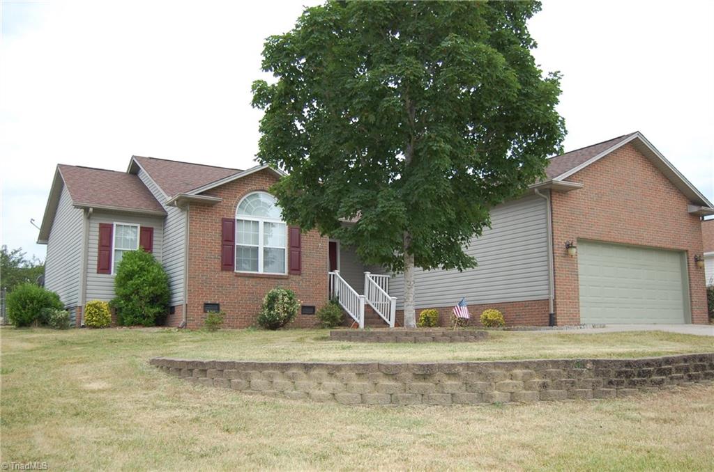 6023 Weant Road Archdale, NC 27263 - Photo 4 of 13 Gallery Image 4