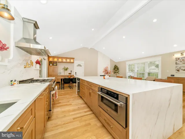 $883,500 | 4008 Barnsley Lane, Olney, MD 20832