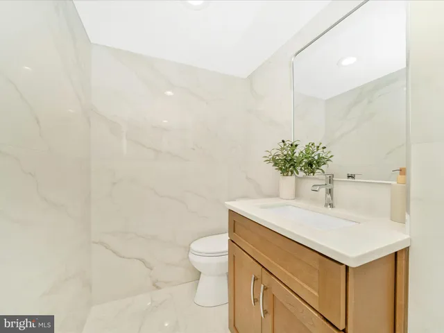 $883,500 | 4008 Barnsley Lane, Olney, MD 20832