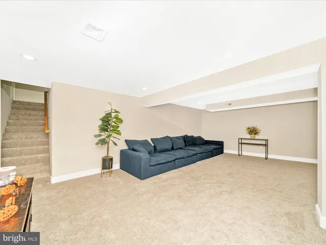 $883,500 | 4008 Barnsley Lane, Olney, MD 20832