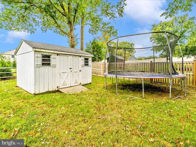 $883,500 | 4008 Barnsley Lane, Olney, MD 20832