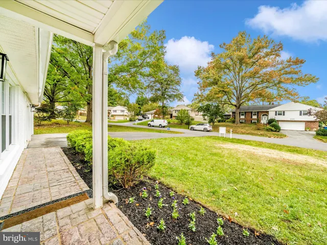 $883,500 | 4008 Barnsley Lane, Olney, MD 20832