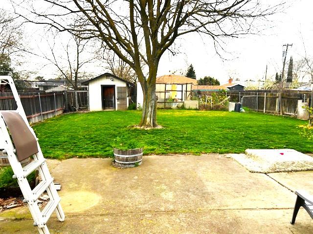8422 Ancho Way Elverta, CA 95626 - Photo 5 of 8 a view of a patio with a yard