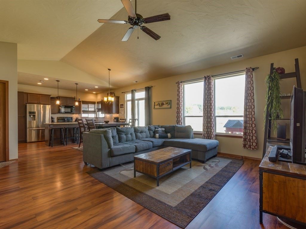 5118 North Bannen Road Spokane Valley, WA 99216 - Photo 2 of 20 Gallery Image 2