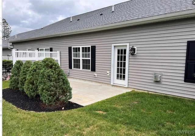 $2,650 | 5283 Chestnut Ridge Road, Orchard Park, NY 14127