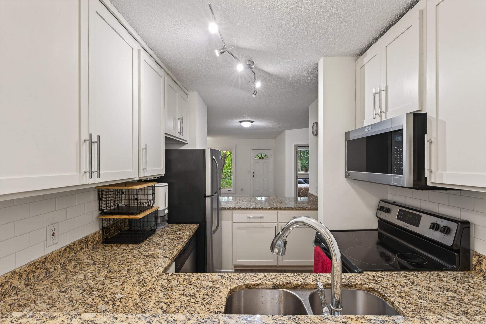 4664 Tower Street Southeast, Unit 212 Prior Lake, MN 55372 - Photo 9 of 30