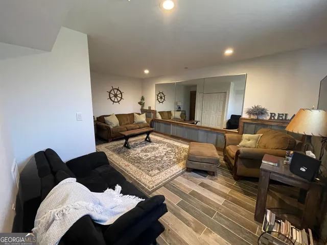 $375,000 | 348 North Port Bass Drive, Fair Play, SC 29643