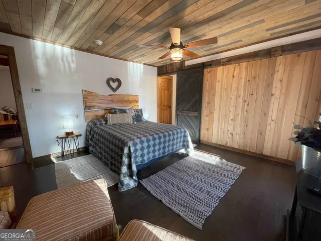 $375,000 | 348 North Port Bass Drive, Fair Play, SC 29643