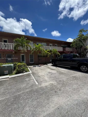 $54,900 | 270 Northeast 191st Street, Unit 108, Miami, FL 33179