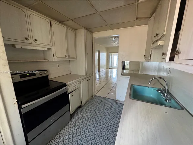 $54,900 | 270 Northeast 191st Street, Unit 108, Miami, FL 33179