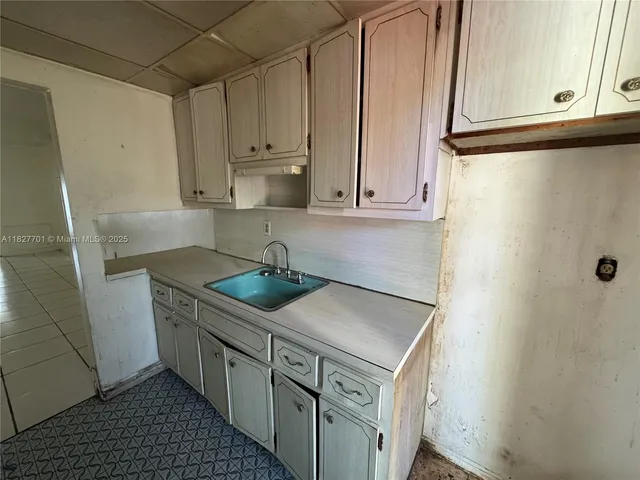 $54,900 | 270 Northeast 191st Street, Unit 108, Miami, FL 33179