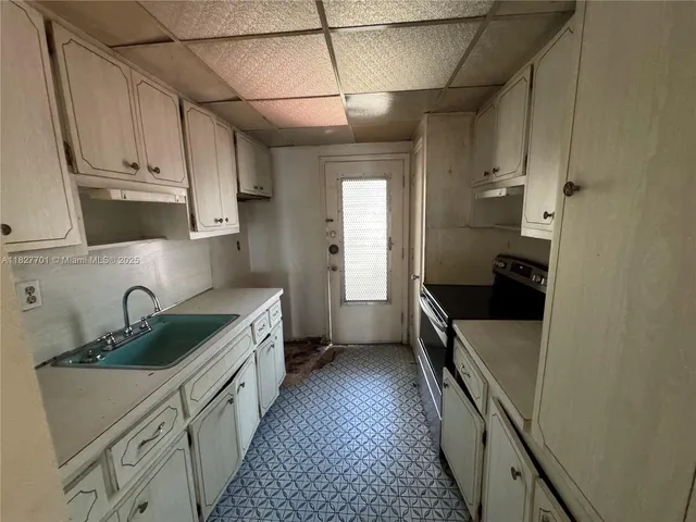 $54,900 | 270 Northeast 191st Street, Unit 108, Miami, FL 33179