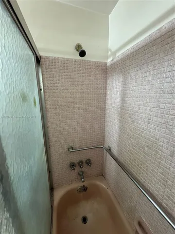 $54,900 | 270 Northeast 191st Street, Unit 108, Miami, FL 33179