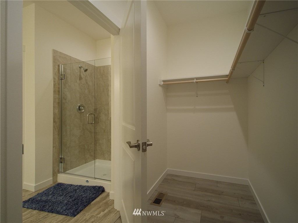 21 Snowbell Court Sequim, WA 98382 - Photo 14 of 36 a bathroom with a shower