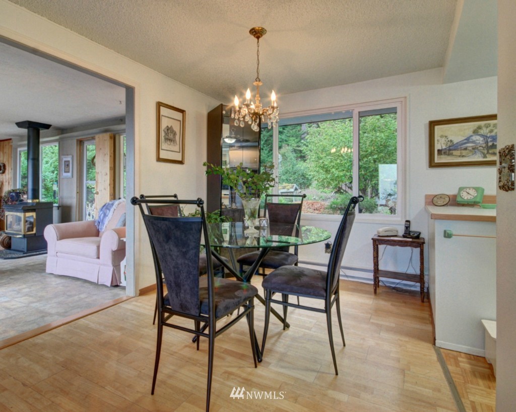 1597 Polnell Road Oak Harbor, WA 98277 - Photo 6 of 17 Gallery Image 6
