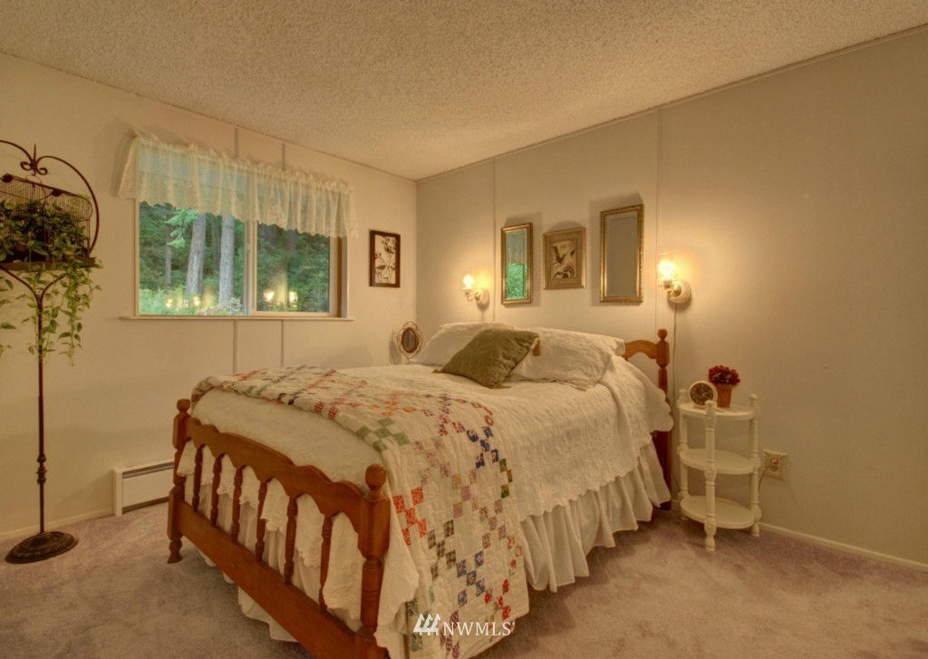 1597 Polnell Road Oak Harbor, WA 98277 - Photo 9 of 17 Gallery Image 9