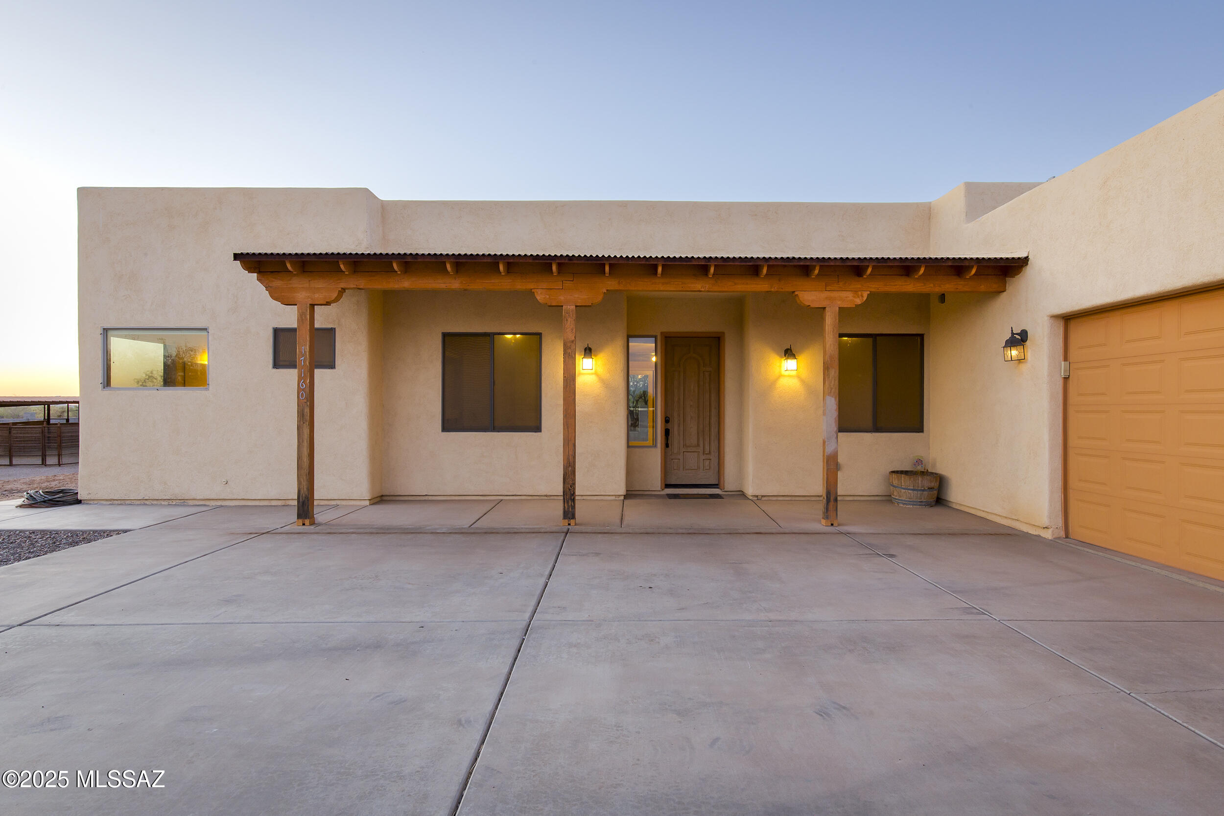17160 West Starr Road Marana, AZ 85653 - Photo 3 of 41 Gallery Image 3